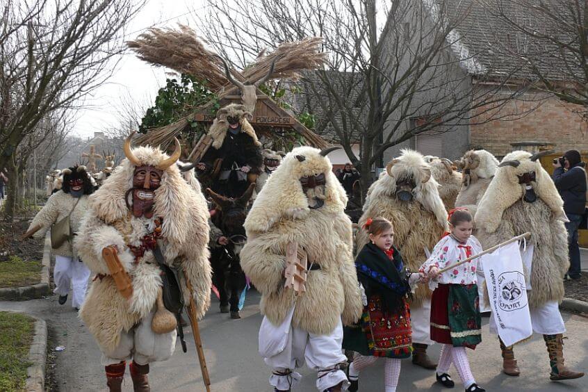 Lễ hội Busójárás của Hungary