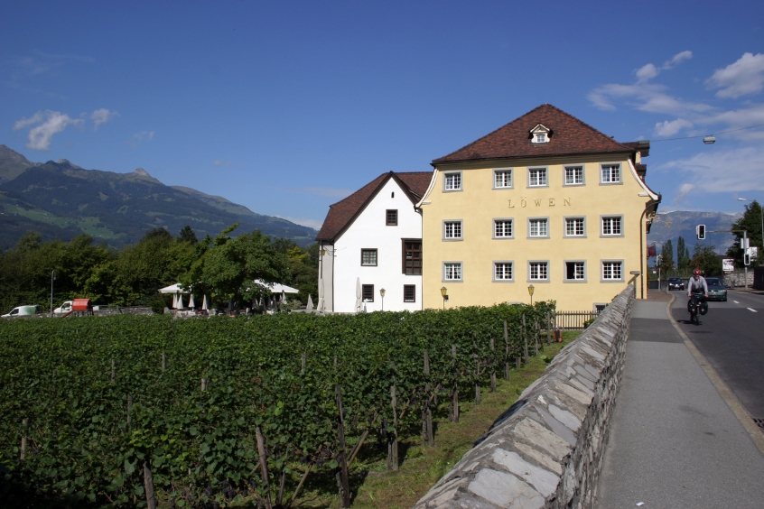  Nhà hàng và khách sạn Gasthof Löwen ở Liechtenstein 