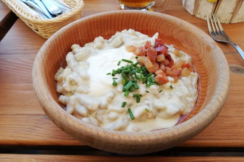 Ẩm thực ở Slovakia rất phong phú nên đừng bỏ lỡ nhé!