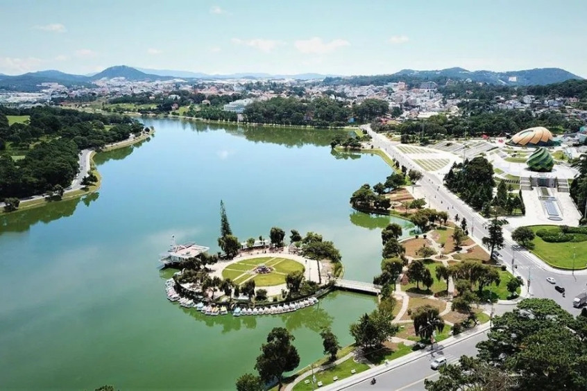 Hồ Xuân Hương Đà Lạt