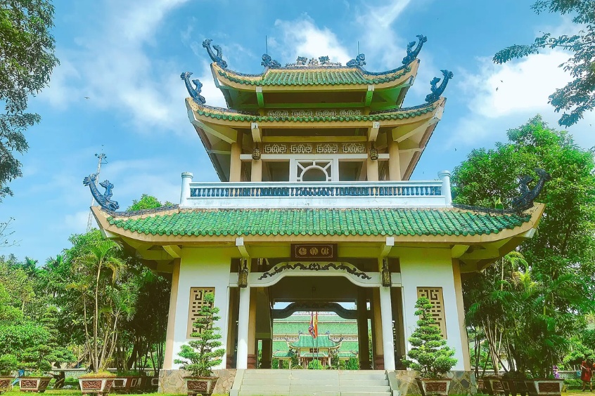 Tour du lịch Đồng Nai Văn Miếu Trấn Biên - Biểu Tượng du lịch của Đồng Nai