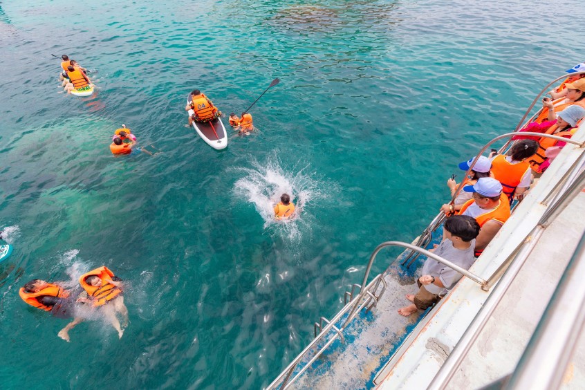 lưu ý khi Đi biển và lặn ngắm san hô an toàn